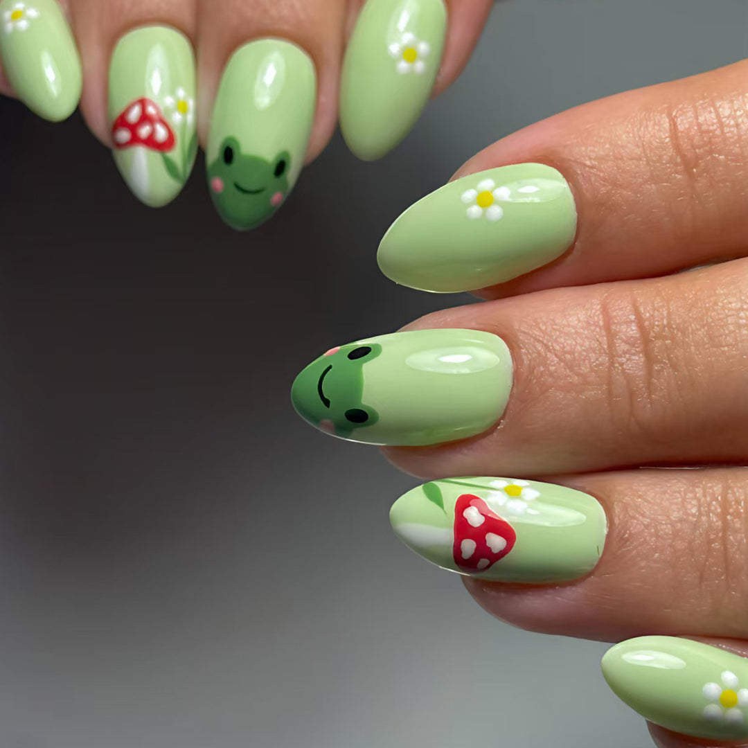 Artificial nails with cute frog and flower design Bowlift