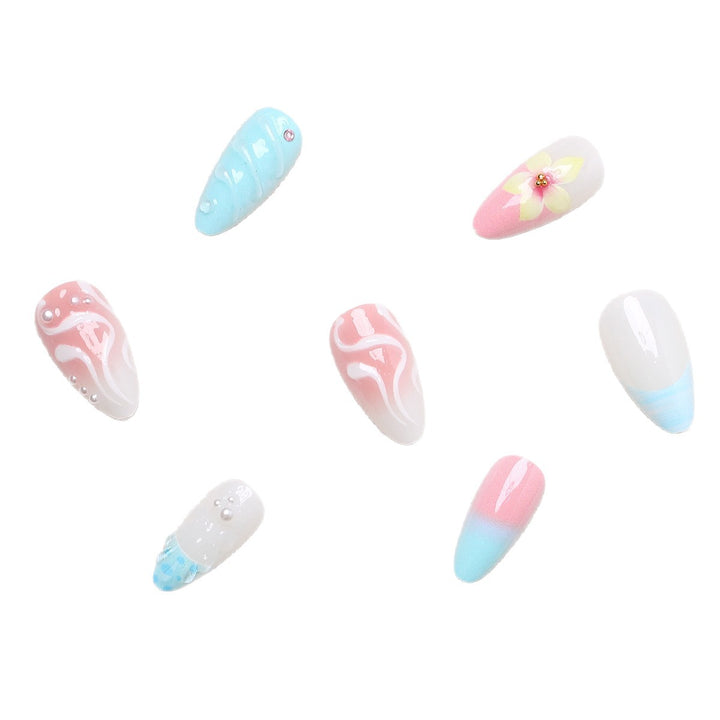 Artistic Nail Tips with Shell Design Bowlift