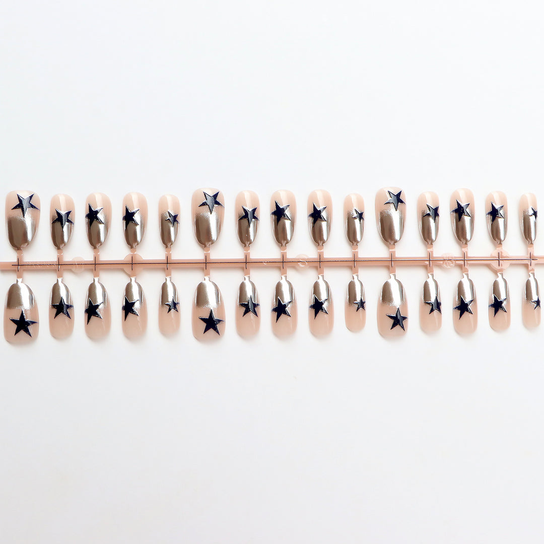 Stylish Press-On Nail Art Bowlift