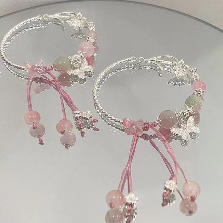 Elegant Flower and Gem Bracelet Bowlift