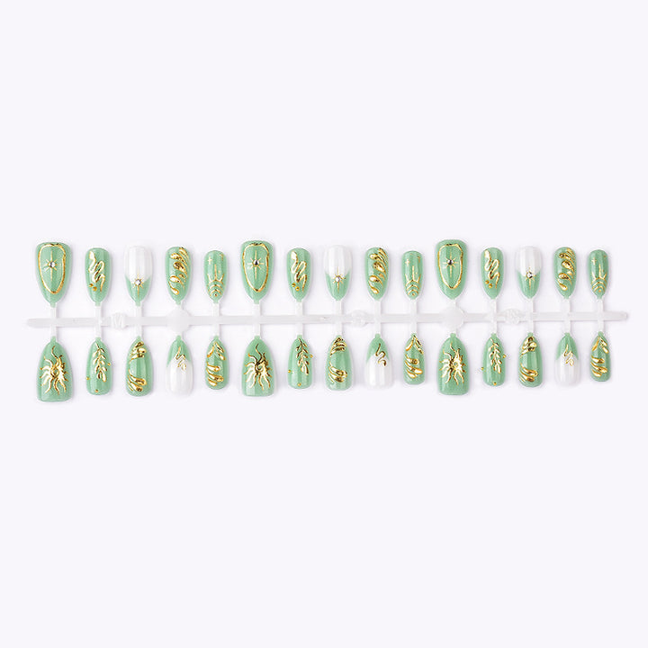 Artificial nails with elegant gold design Bowlift