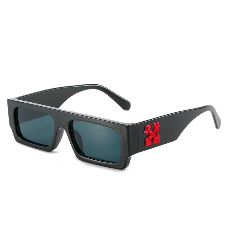 Women's stylish oversized sunglasses with unique design Bowlift