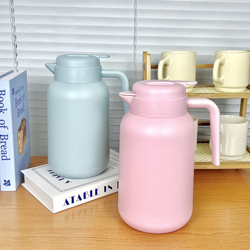 Women's insulated thermos with innovative leak protection and ergonomic handle Bowlift