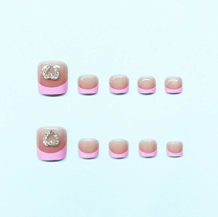 Nail art set with elegant heart accents Bowlift