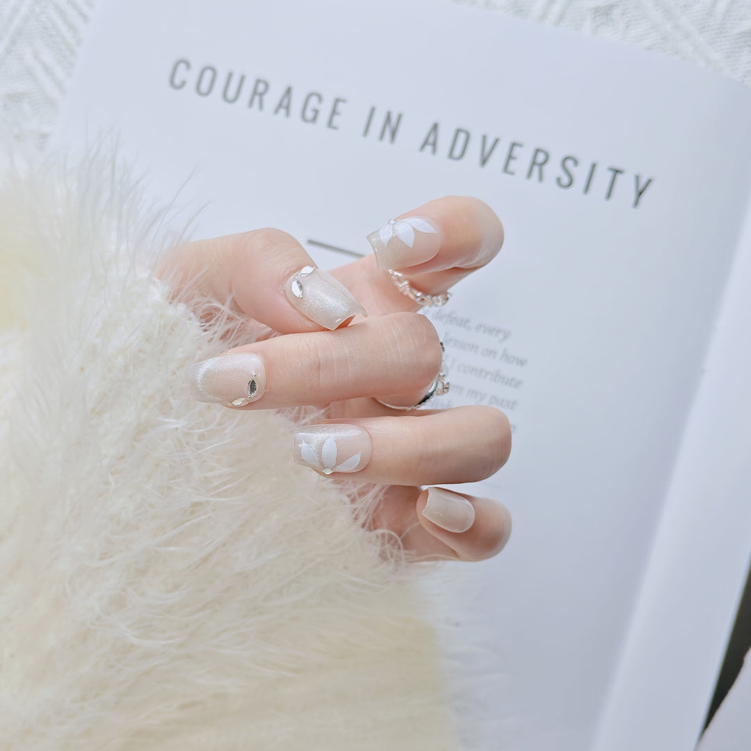 Elegant French Tip Press-On Nails Bowlift