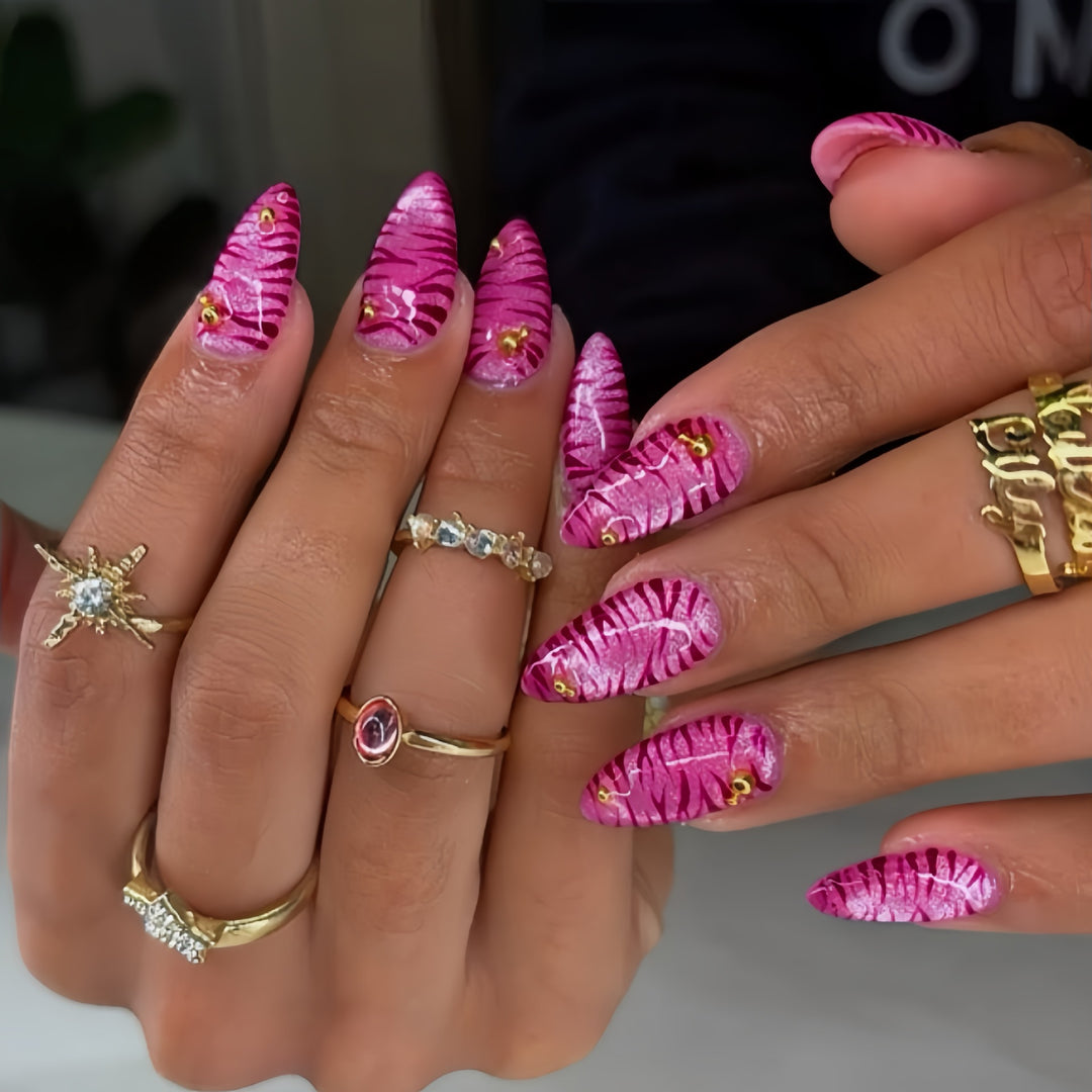 Artistic Press-On Nail Art Set Bowlift