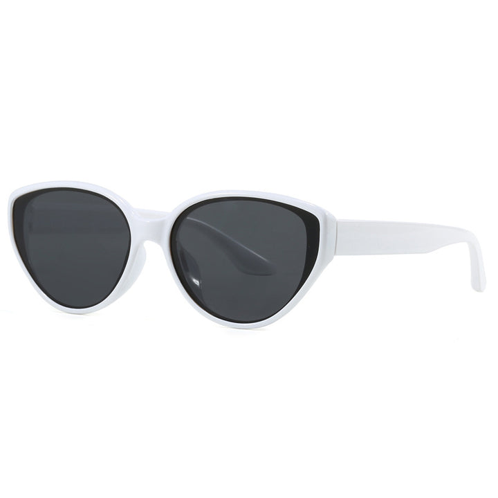 Women Cat-Eye Sunglasses with Modern Design Bowlift