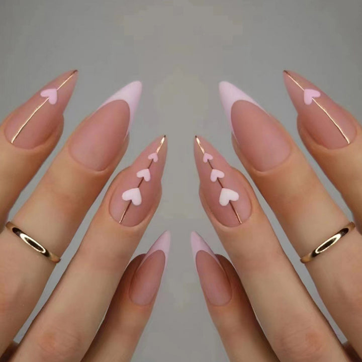 Heart-Inspired Elegant Nail Art Bowlift