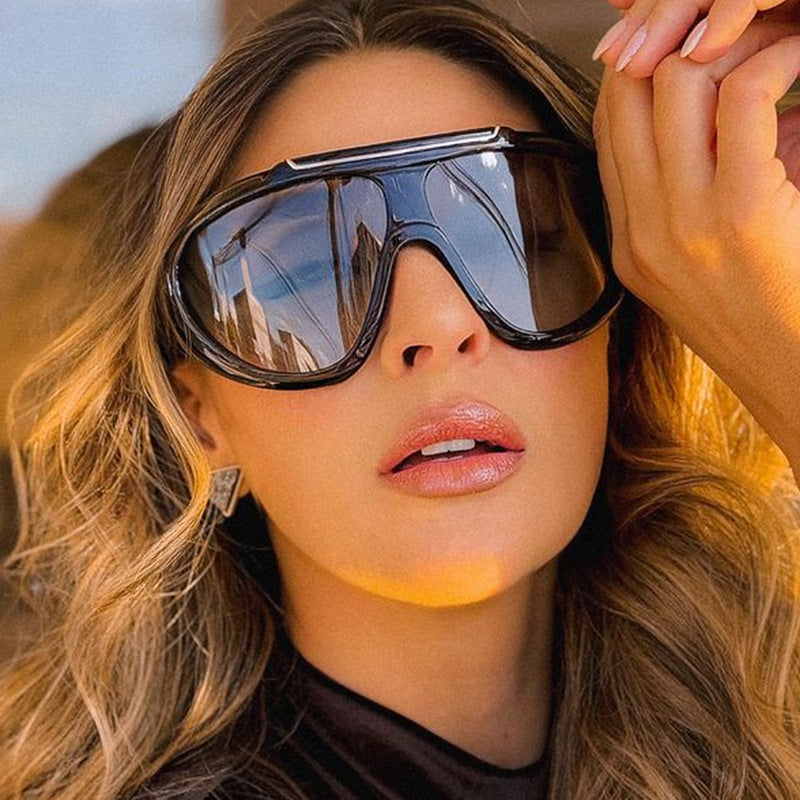 Ladies futuristic protectors sunglasses Bowlift