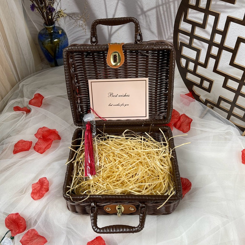 Women stylish and decorative gift basket case Bowlift
