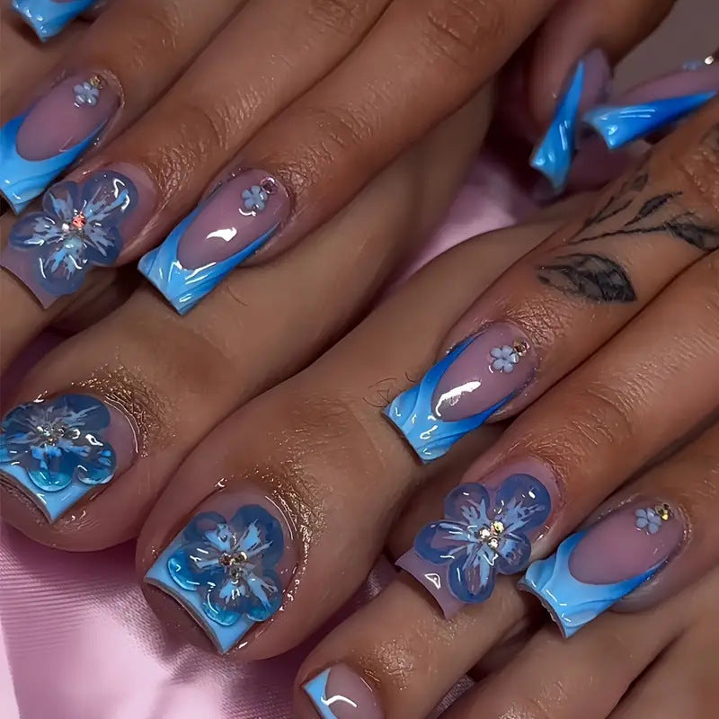 Floral-Inspired Press-On Nail Art Bowlift