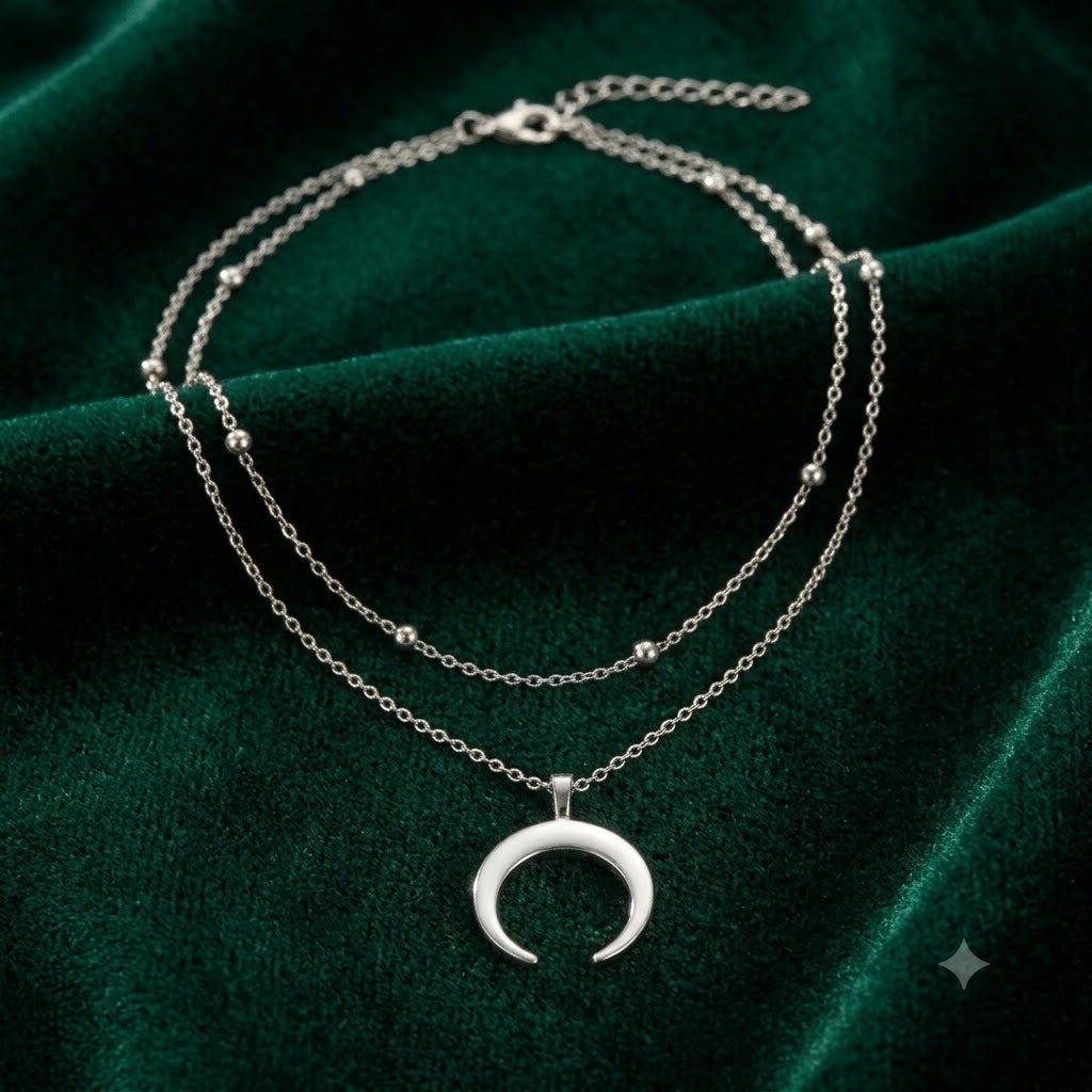 Layered Crescent Moon Pendant Necklace Bowlift
