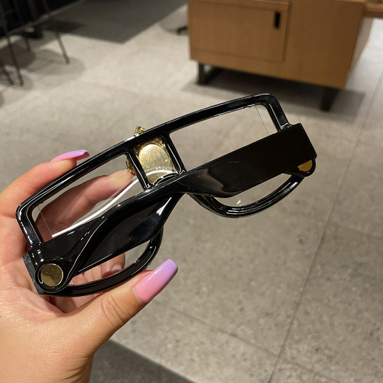 Women gemstone-embellished sunglasses Bowlift