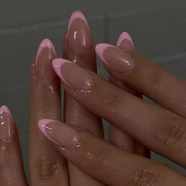 Luxury artificial nail tips with elegant French design Bowlift