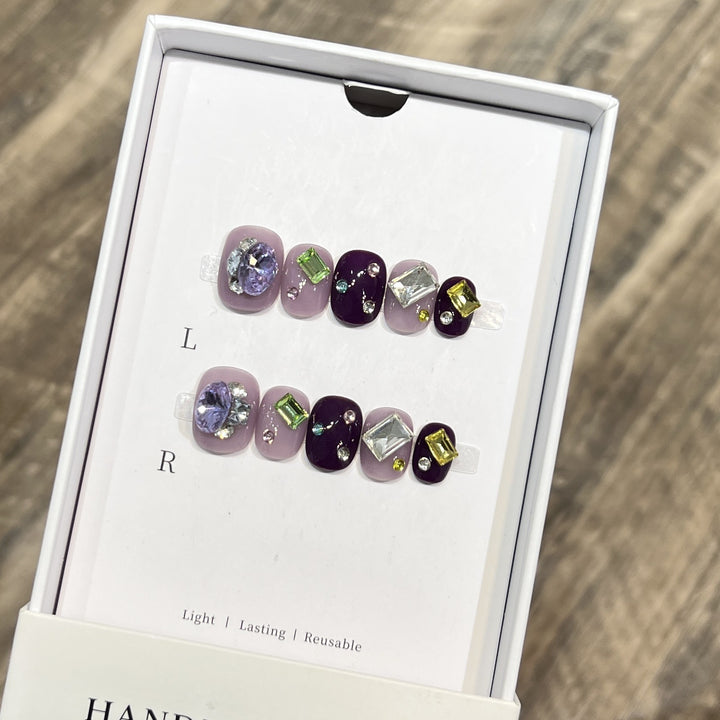 Reusable Gemstone Press-On Nail Art Bowlift