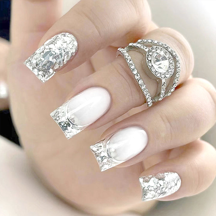 Elegant Crystal Accent Press-On Nail Tips Bowlift