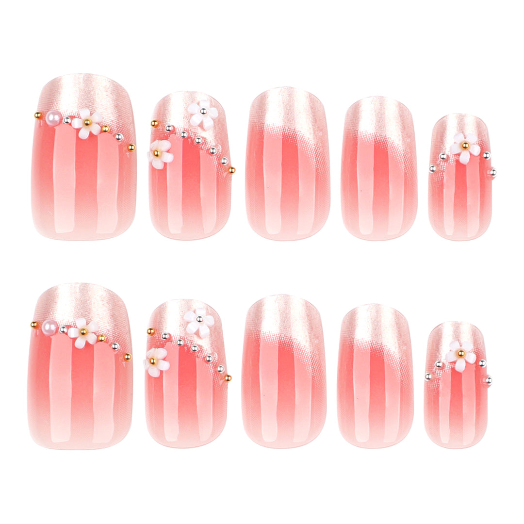 Artful Nail Extensions with delicate flower decorations Bowlift