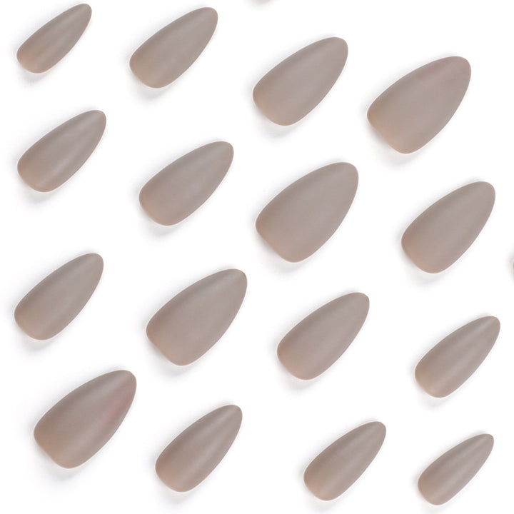 Artful stiletto nails in matte design Bowlift
