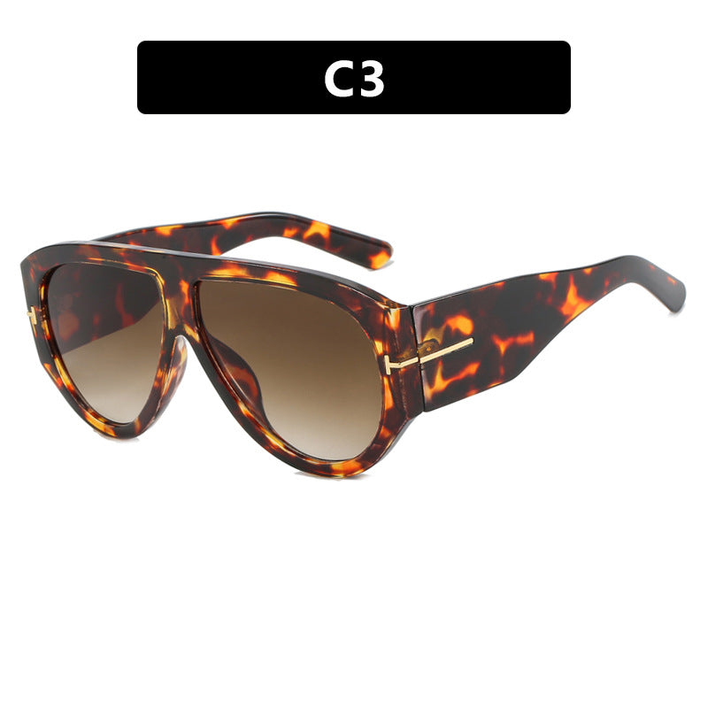 Women's Geometric Sunglasses with Modern Frame and Polarized Lenses Bowlift