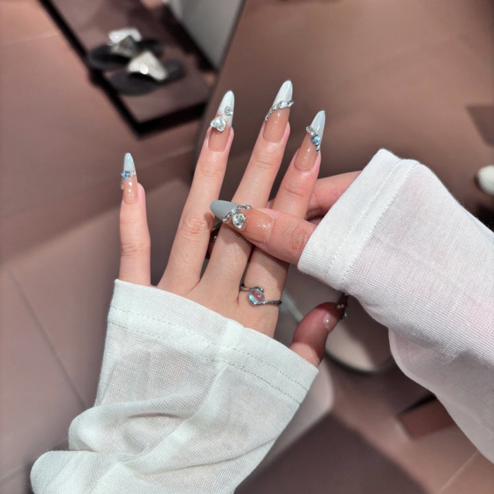 Elegant Stiletto Press-On Nails with Intricate Floral Accents Bowlift