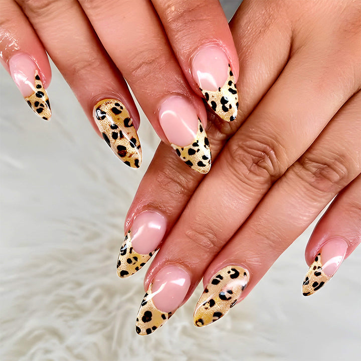 Artistic Stiletto Press-On Nails with Leopard Print Accents Bowlift