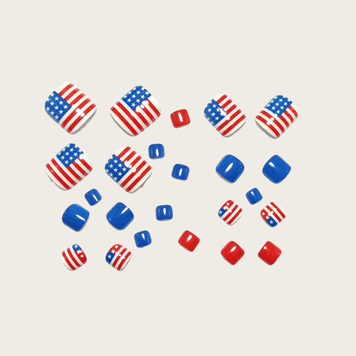 Nail art with patriotic motif Bowlift