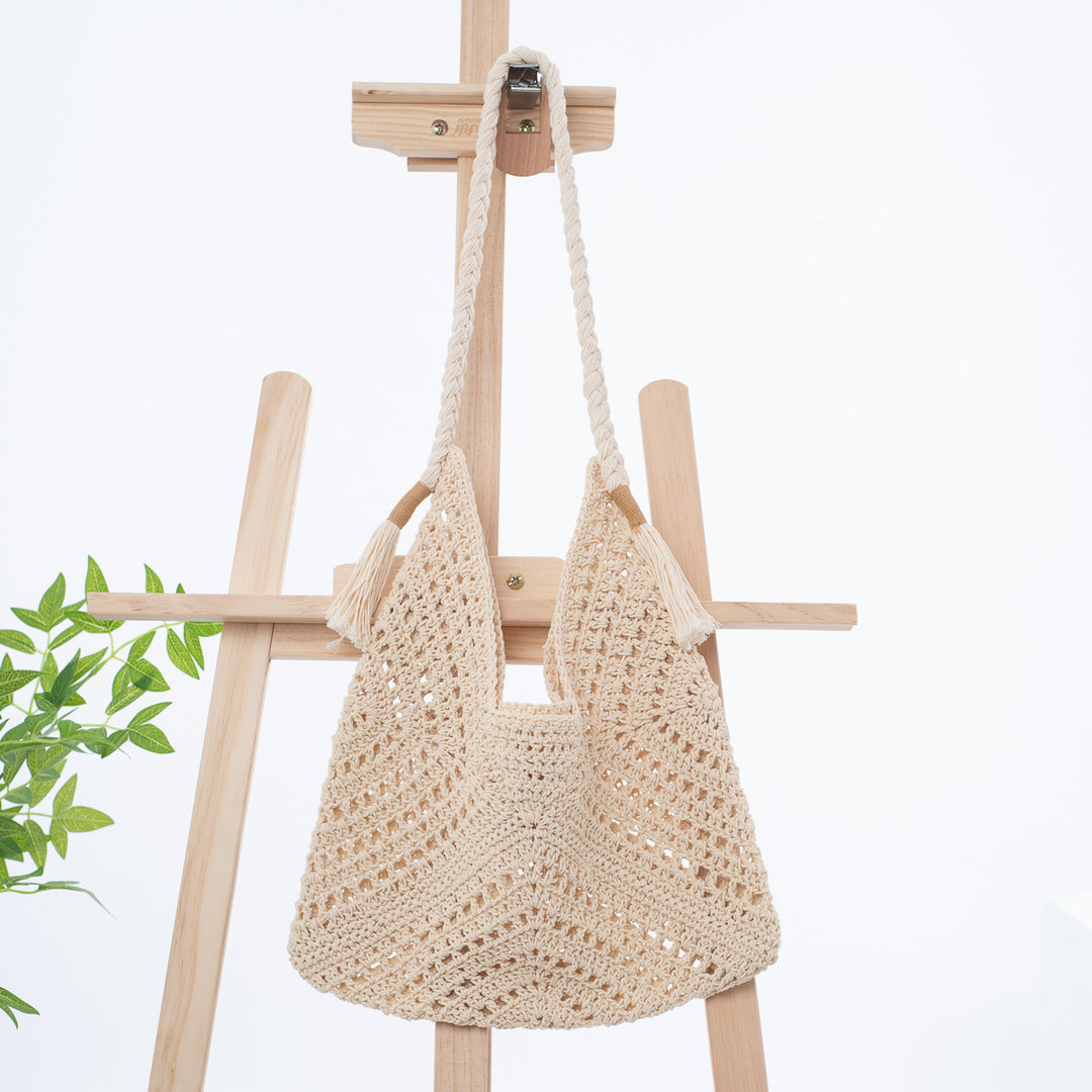 Knotted Beach Bag Bowlift
