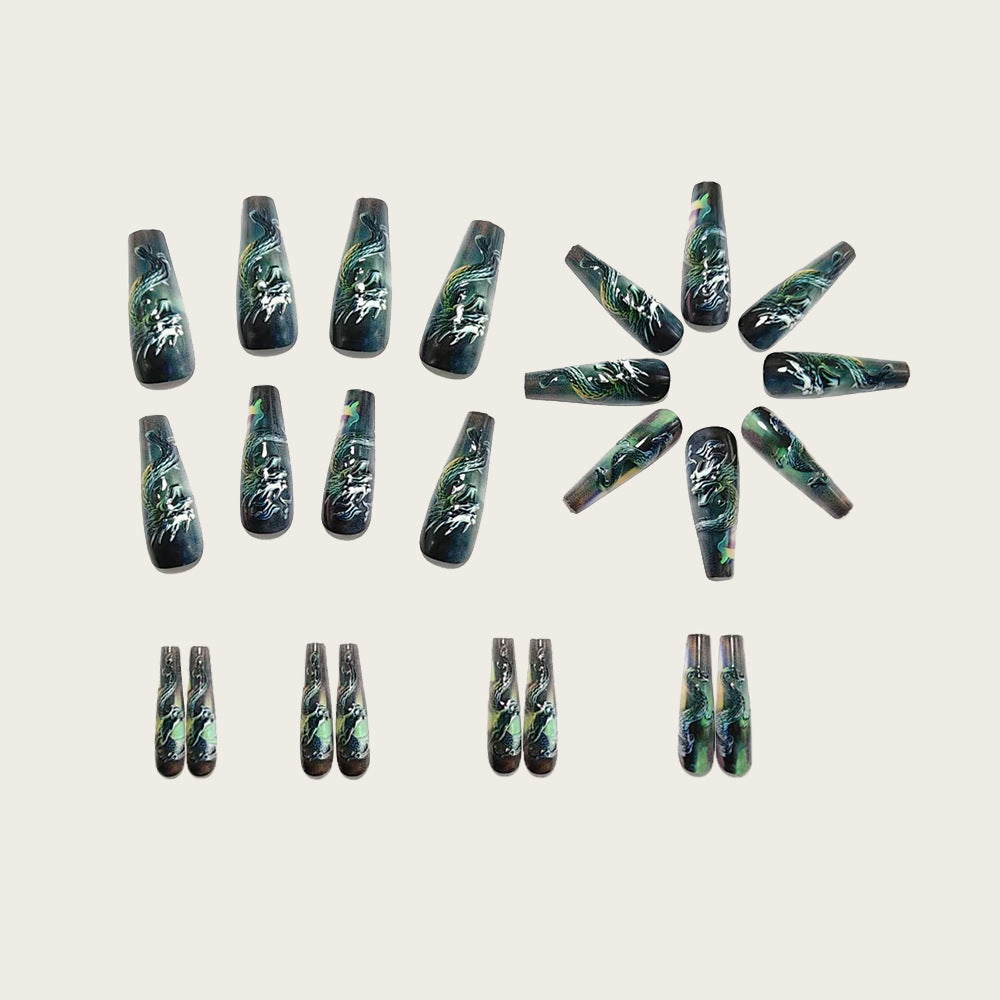 Artificial nails with impressive dragon relief Bowlift