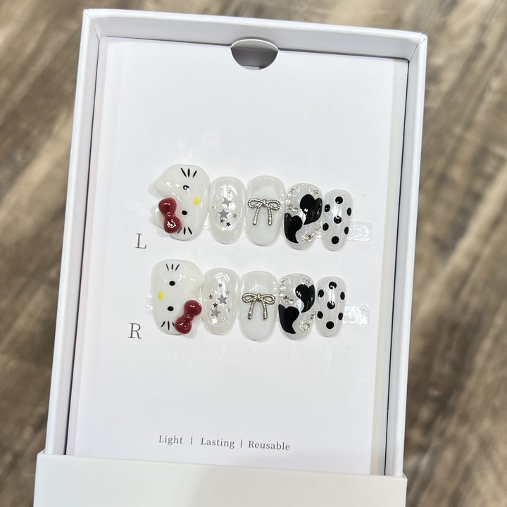 Cartoon-Themed Decorative Press-On Nail Set Bowlift