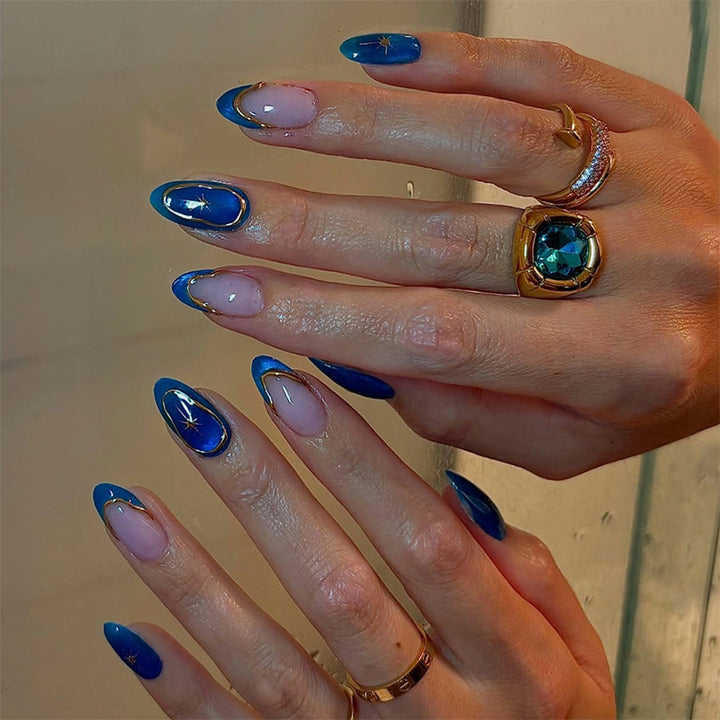 Artistic Press-On Nail Set with Elegant Star Designs Bowlift