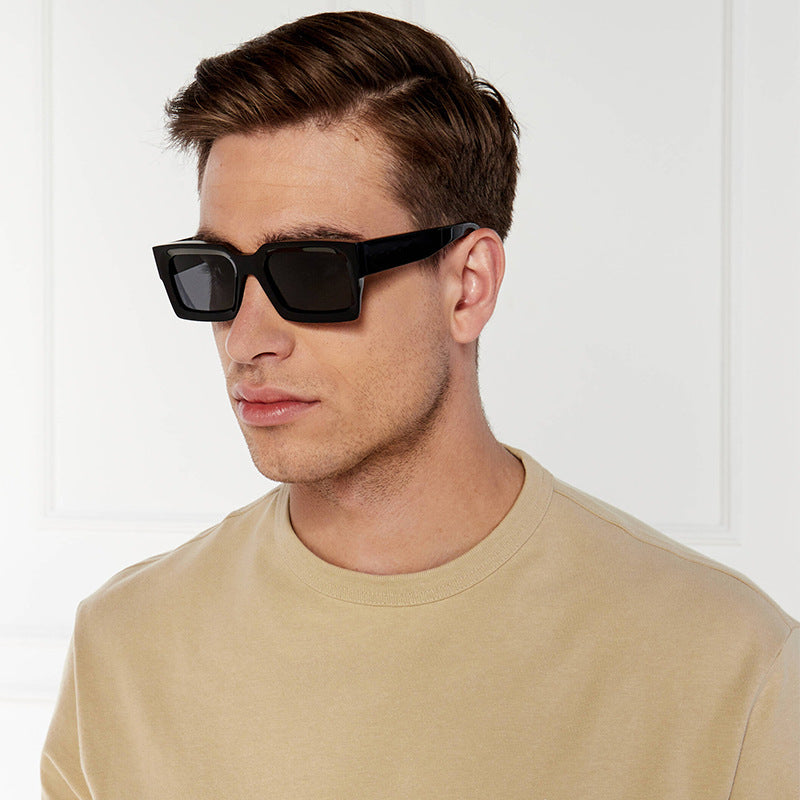 Women's Fashion Sunglasses in Trendy Tortoiseshell Design Bowlift