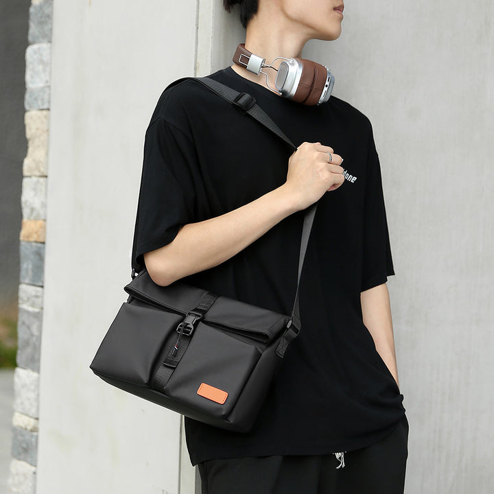 Shoulder bag Bowlift