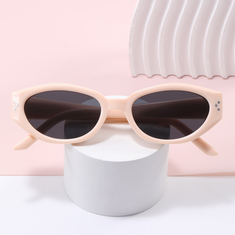 Ladies' trendy sunglasses with animal print and stylish frame Bowlift