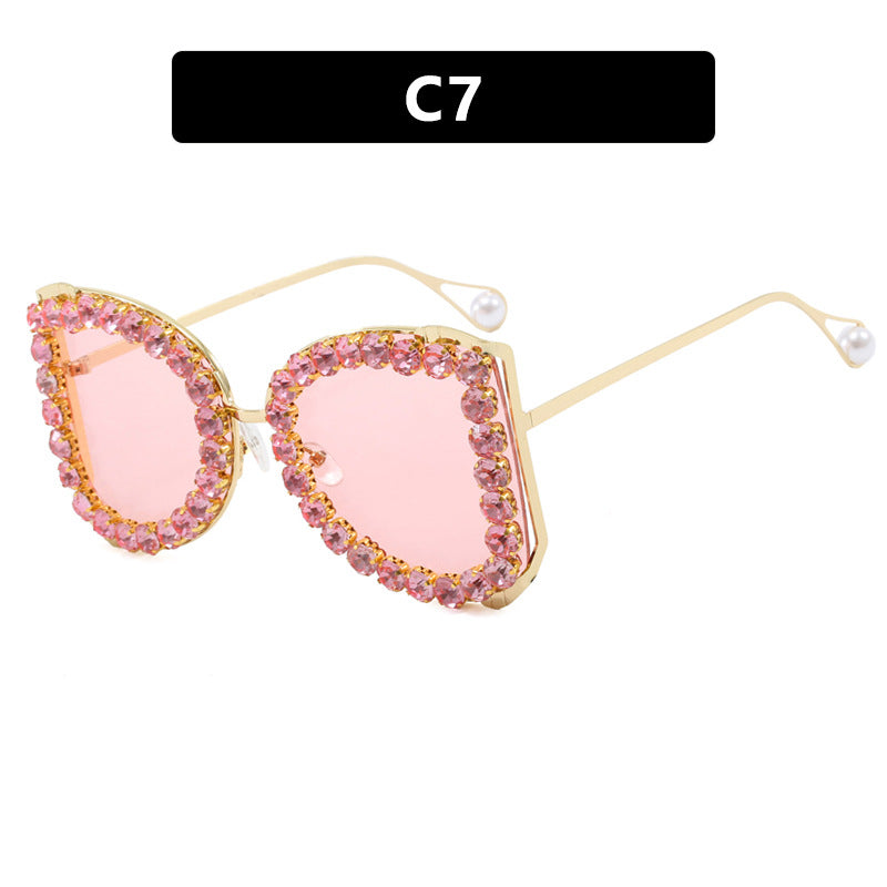 Women's extravagant cat-eye sunglasses with sparkling rhinestone frame Bowlift