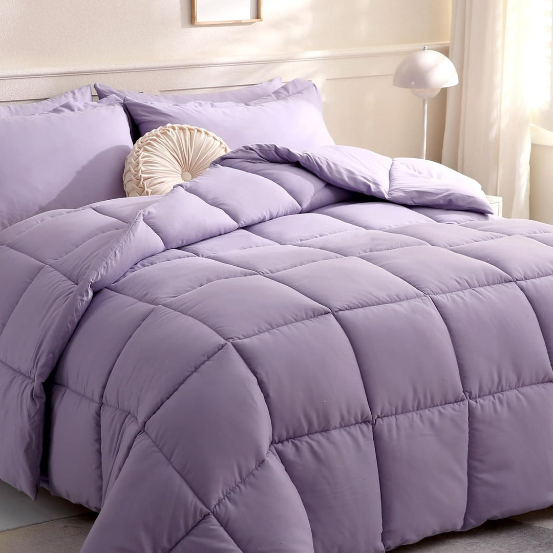 Ultra-Soft Premium All-Season Comforter Bowlift