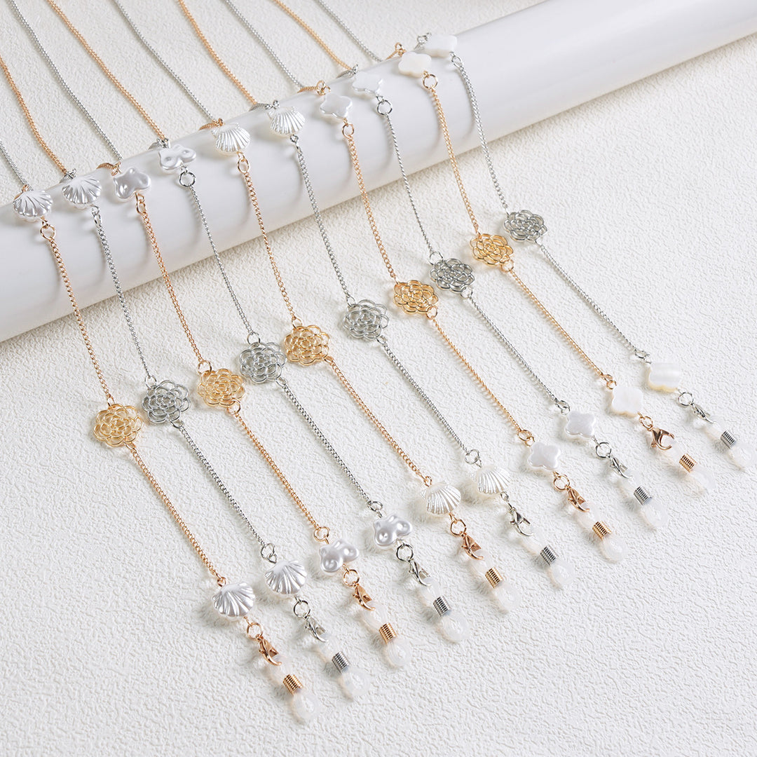 Elegant Floral Drop Earrings Bowlift