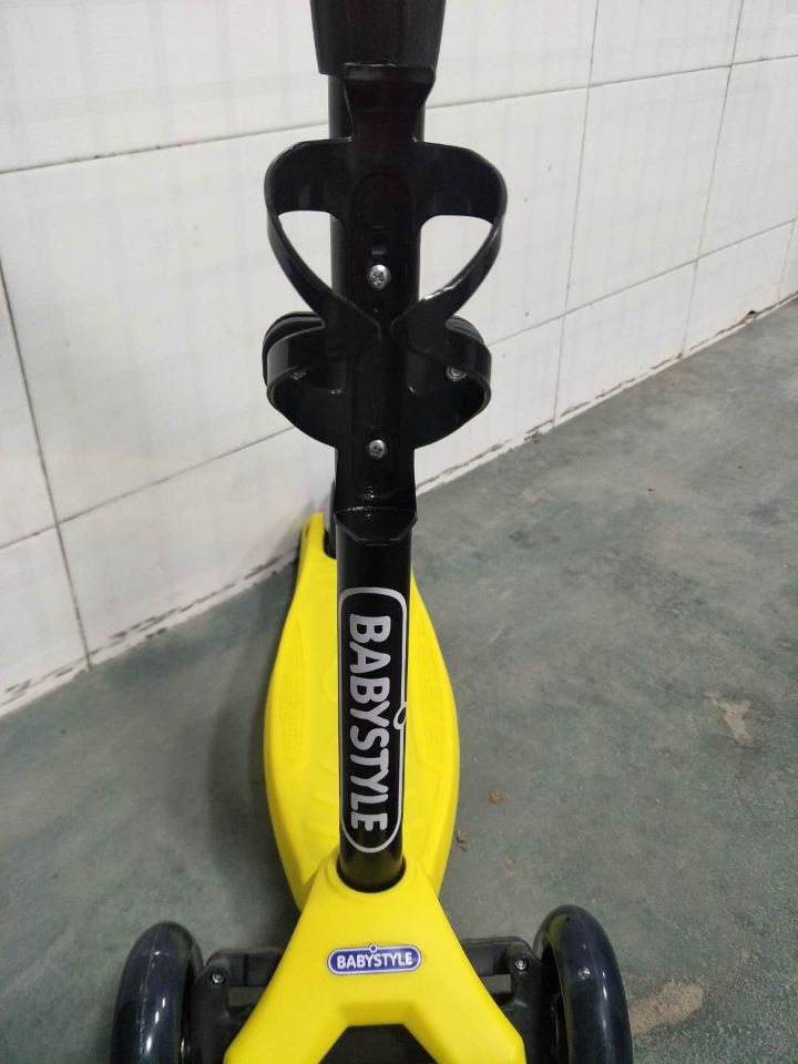 Tri-Wheel Stability Scooter Bowlift