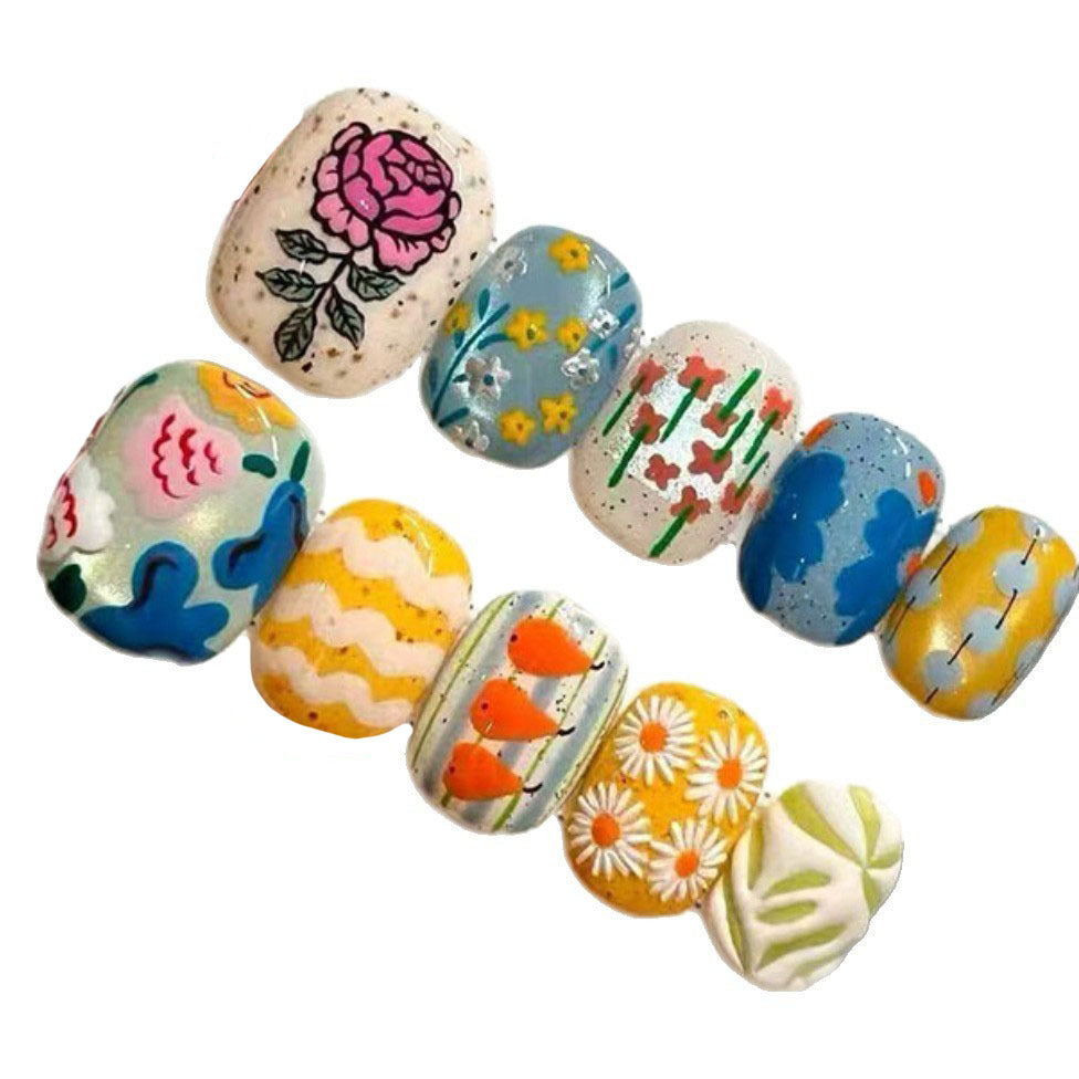 Artistic Floral and Nature-Inspired Nail Design Set Bowlift
