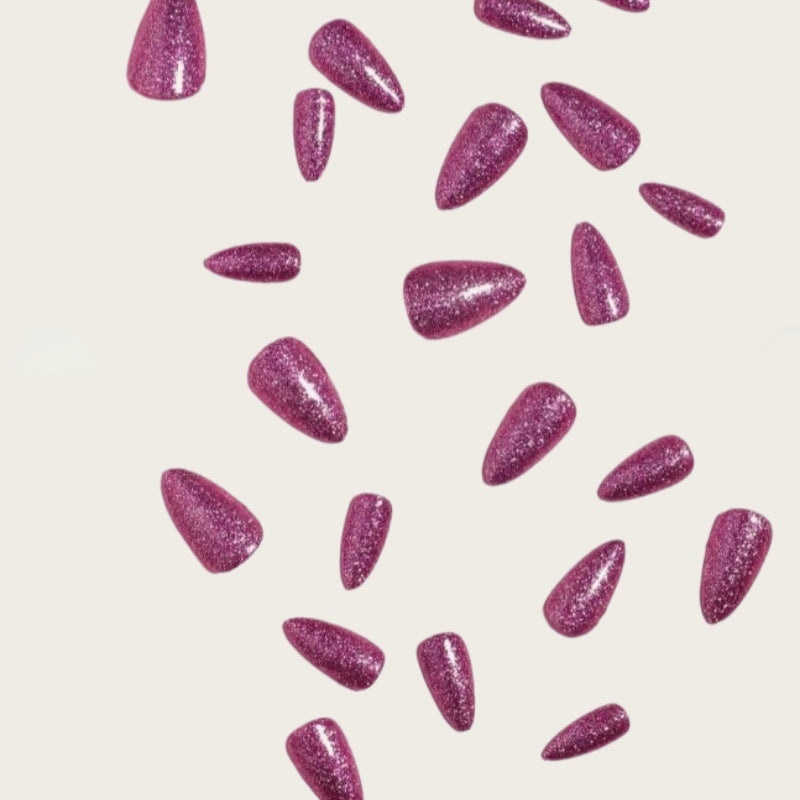 Glittering Stiletto Press-On Nail Tips Bowlift