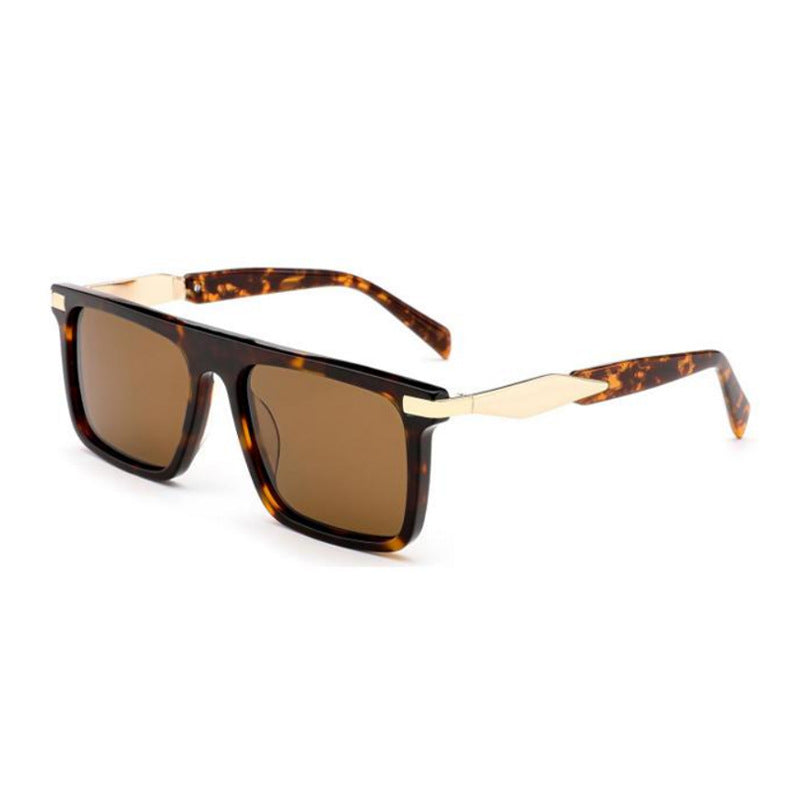 Women’s fashionable sunglasses with extravagant frame Bowlift
