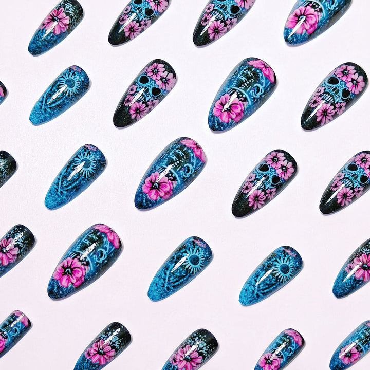 Artificial nails with Lifelike Skull Design and Floral Accents Bowlift