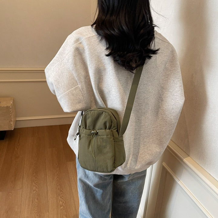 Practical backpack with innovative design Bowlift
