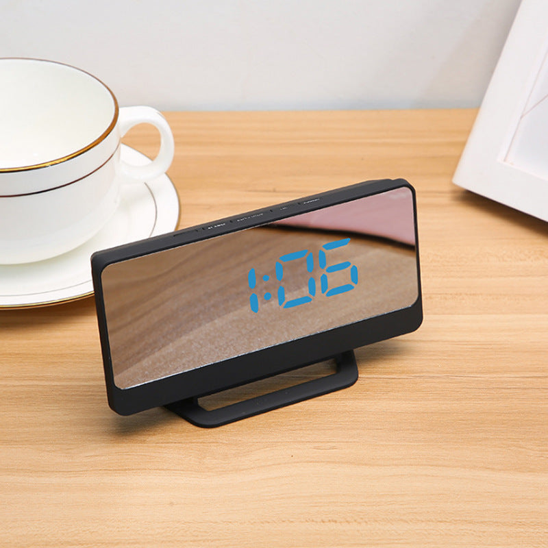 Digital alarm clock with mirror display and snooze function Bowlift