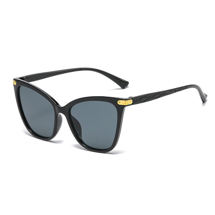 Chic Cat-Eye Sunglasses Bowlift
