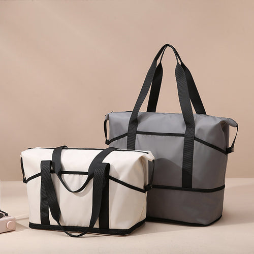 Spacious and Functional Shopping Bag Bowlift