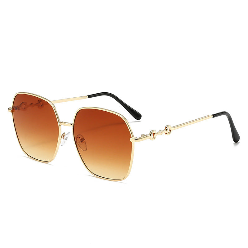 Chic Wide Frame Sunglasses