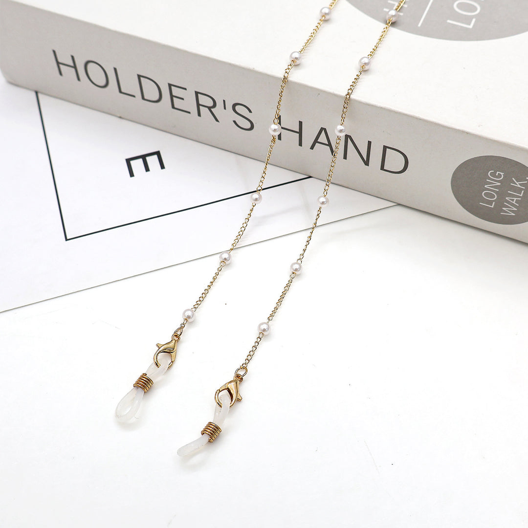 Elegant Cross-Embellished Eyewear Chain Bowlift