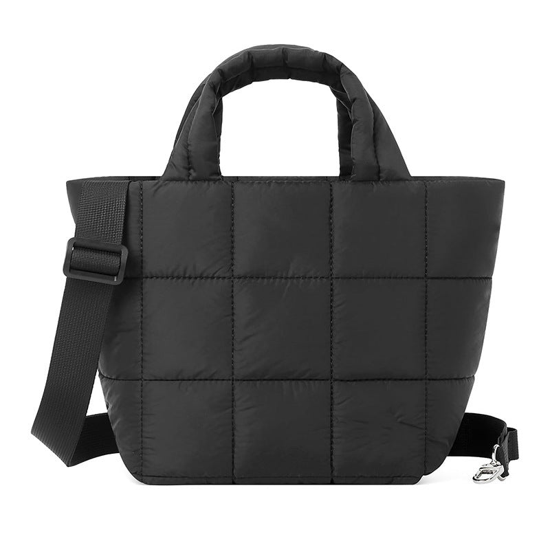 Fashionable quilted handbag Bowlift