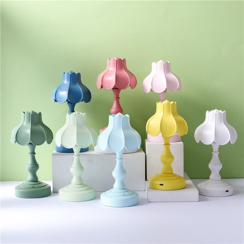 Unisex Decorative Table Lamp in Flower-Shaped Design Bowlift