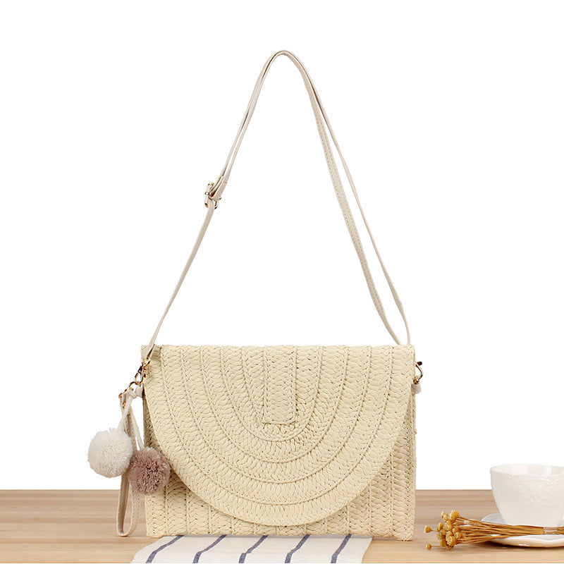 Fashionable Shoulder Bag Made of Braided Straw Bowlift